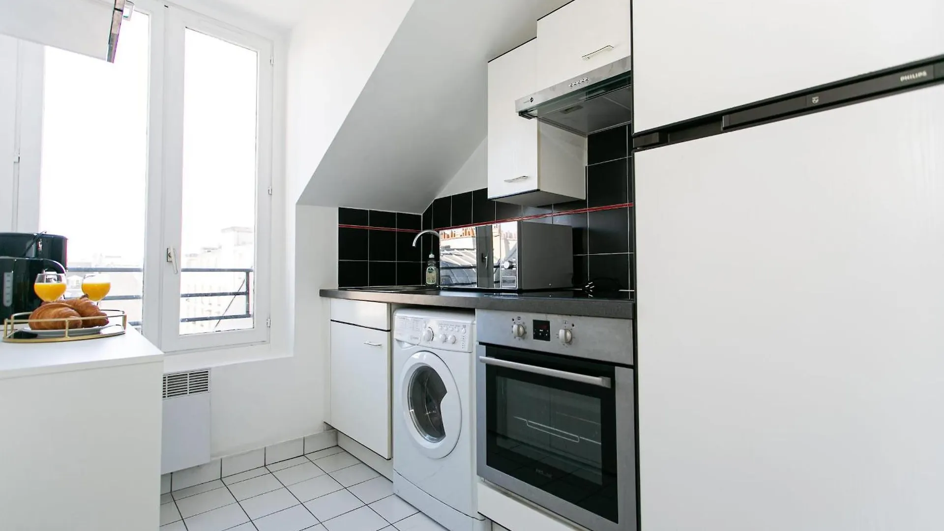 Upper 1br Cozy